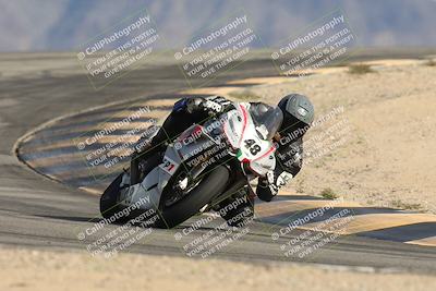 media/Nov-16-2025-Race Pace (Sun) [[8c5fa54630]]/Verified Riders/8-Turn 12 (120pm)/